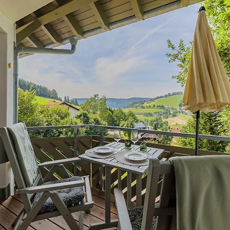 Fewo Herzgrün an Skilift&Loipe mit traumhafter Aussicht Sauna im Haus Tiefgarage und E-Ladestation Todtnauberg